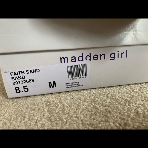 Madden Girl Booties size 8.5 - Picture 6 of 8